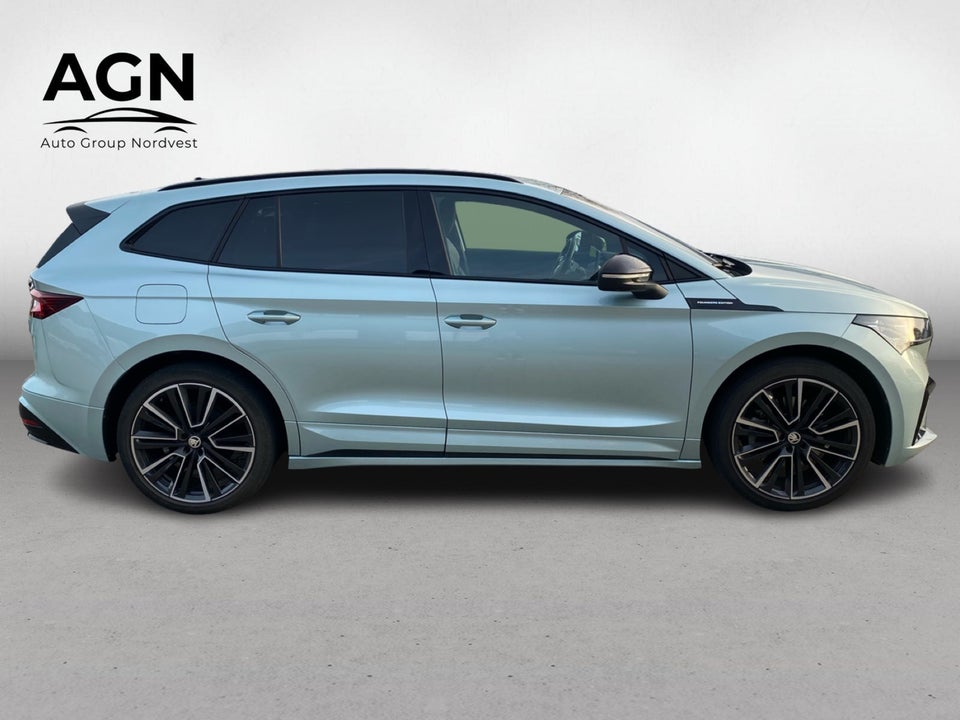 Skoda Enyaq 80X iV Founders Edition 5d