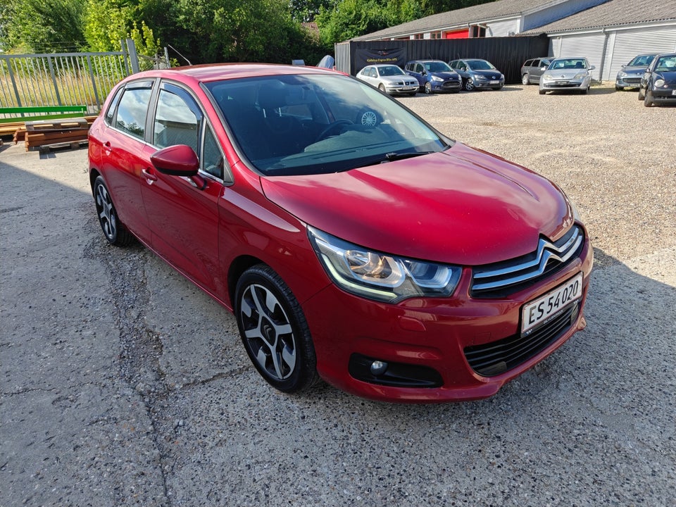 Citroën C4 1,6 BlueHDi 100 Feel Complet 5d