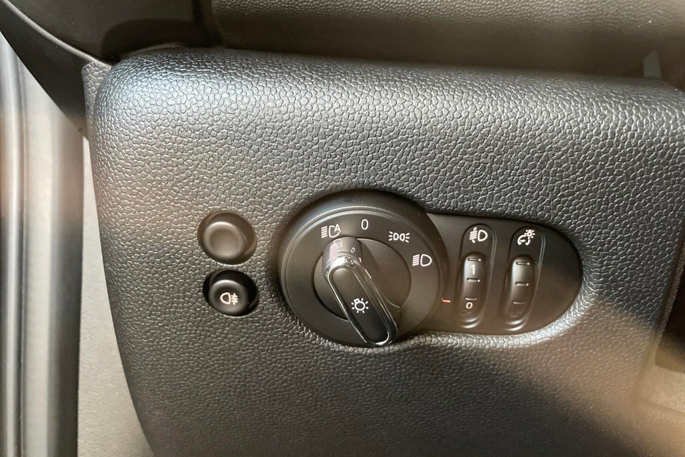 MINI Cooper SE Classic Trim 3d