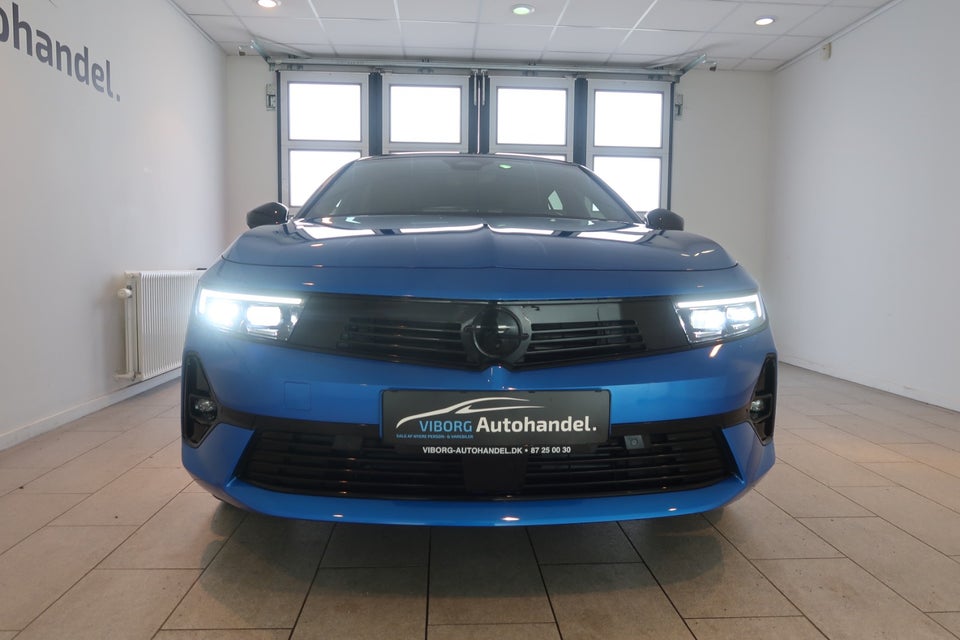 Opel Astra-e 54 Ultimate 5d