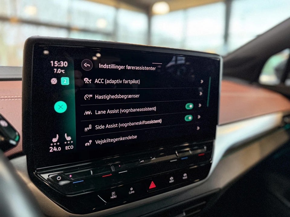 VW ID.4 77 Pro Performance Tech 5d