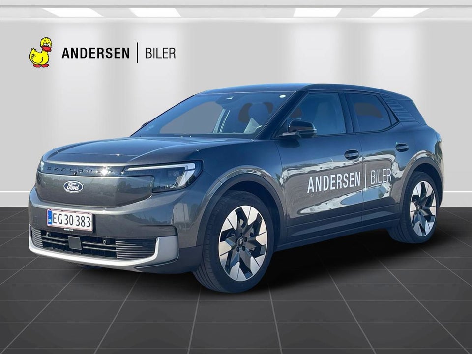 Ford Explorer 82 Premium Extended Range 5d