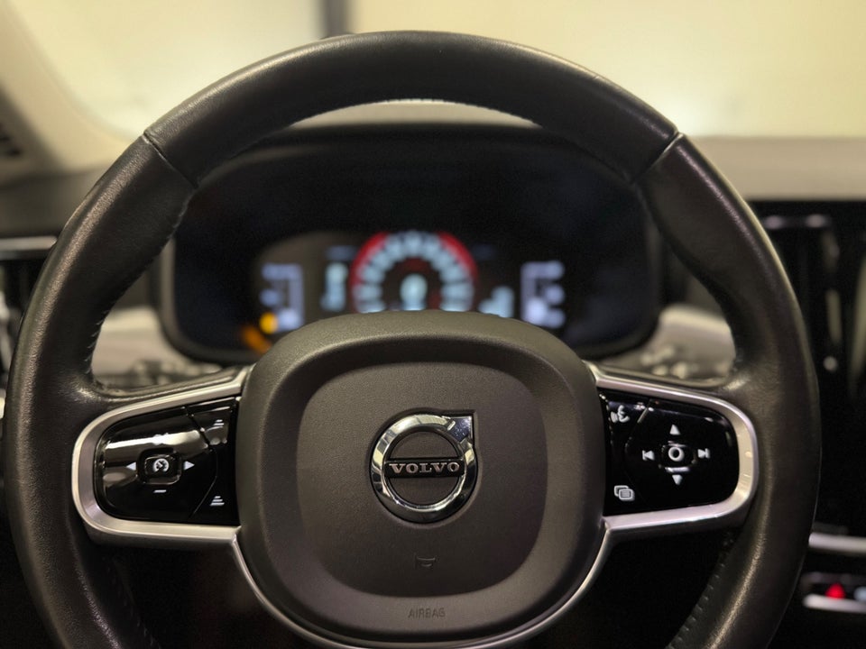 Volvo V90 2,0 D4 190 Momentum aut. 5d