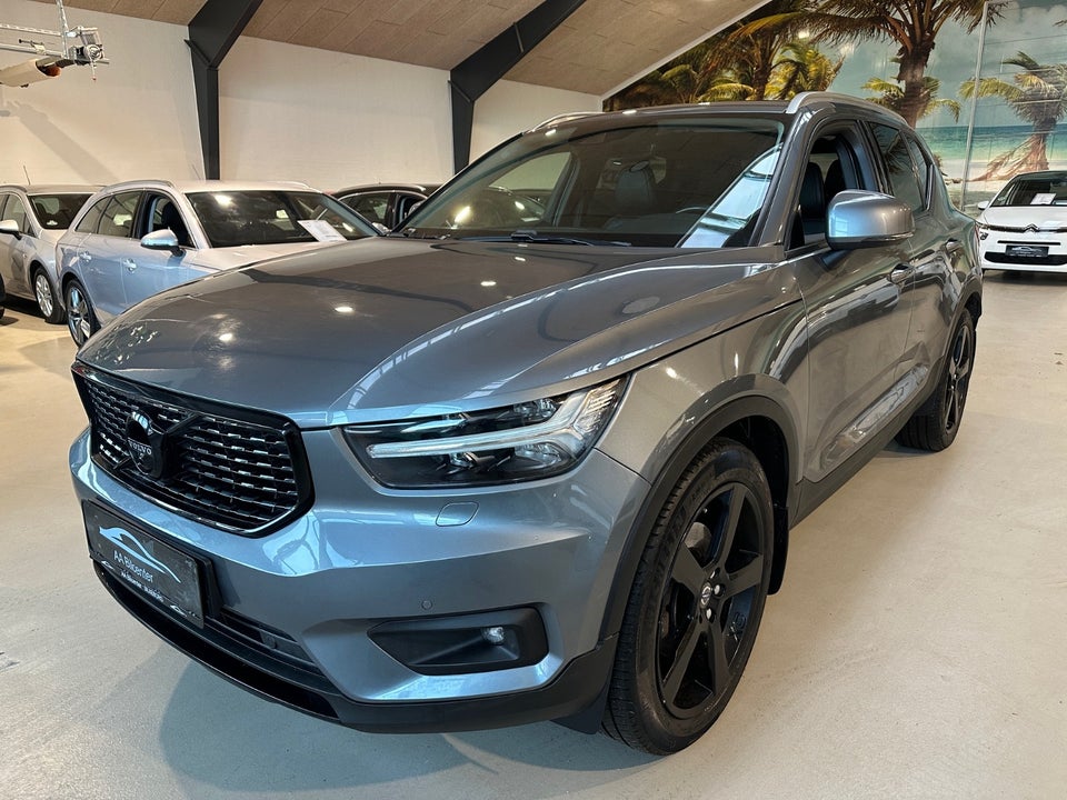 Volvo XC40 2,0 D4 190 Momentum aut. AWD 5d