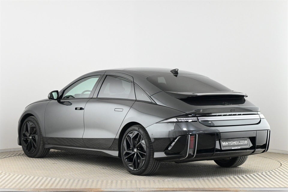 Hyundai Ioniq 6 77 First Edition AWD 4d