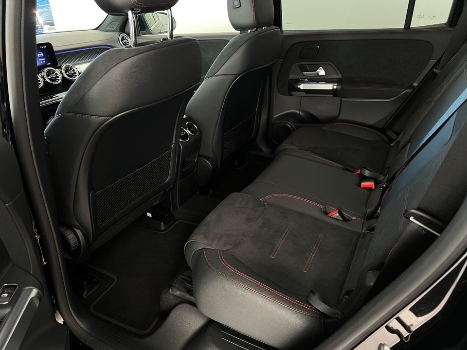 Mercedes EQB250+ AMG Line 5d