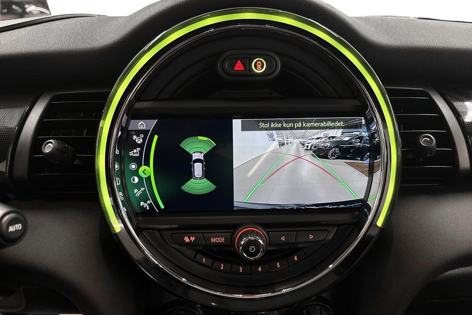 MINI Cooper SE Maximise 3d