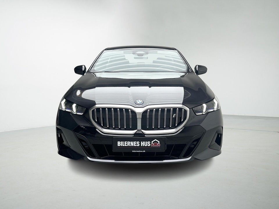 BMW i5 eDrive40 M-Sport 4d