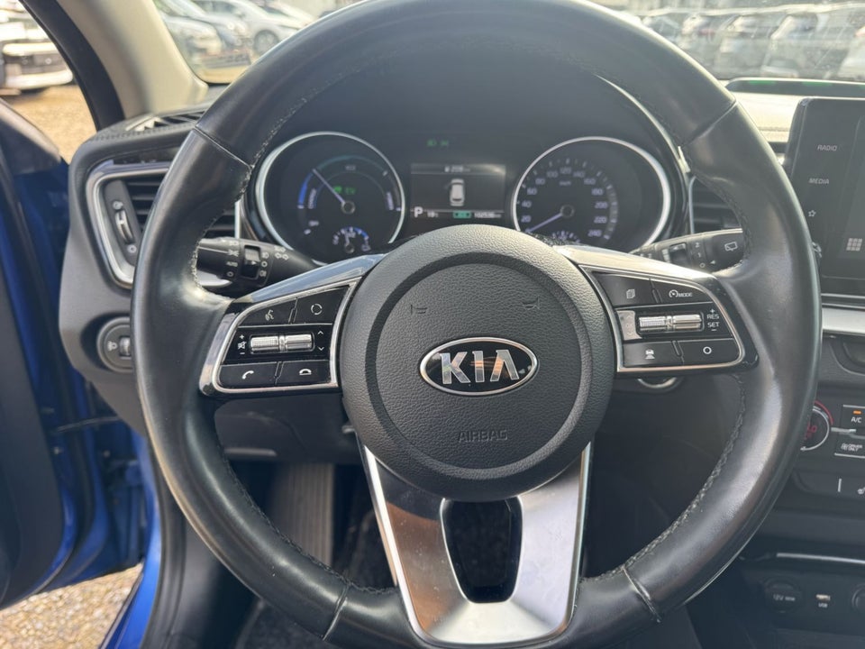 Kia Ceed 1,6 PHEV Prestige SW DCT 5d