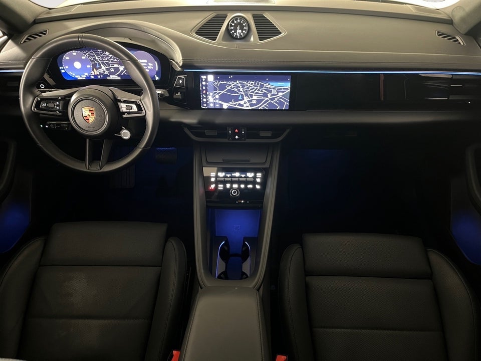 Porsche Macan 4 5d
