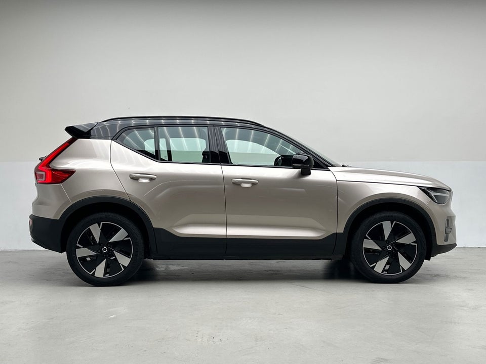 Volvo XC40 P6 ReCharge Plus 5d