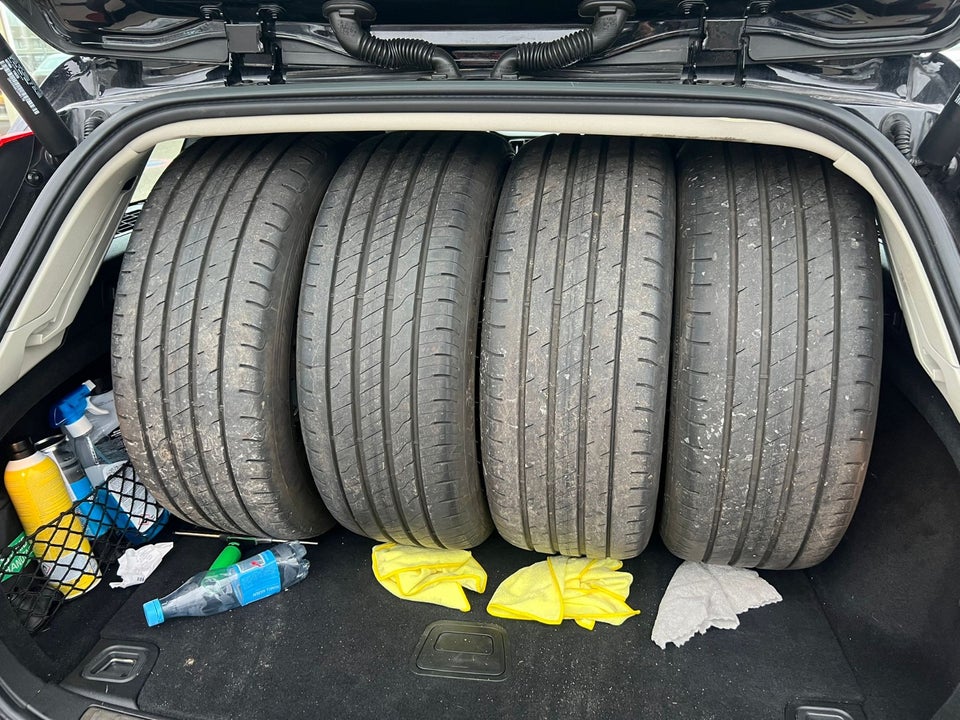 Volvo V60 2,0 B4 197 Inscription aut. 5d