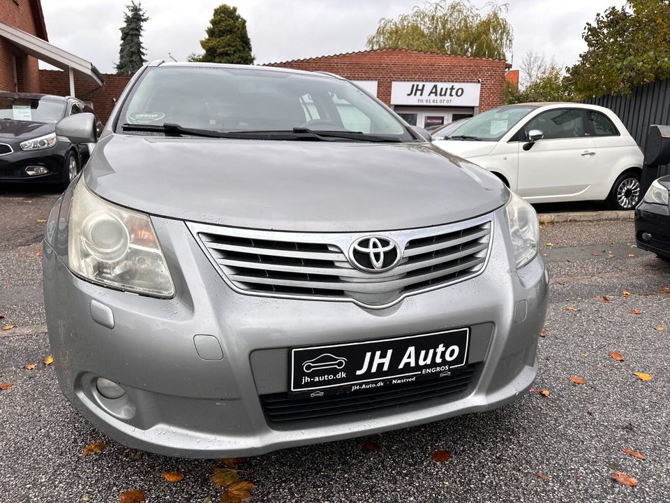 Toyota Avensis 1,6 VVT-i T2 stc. 5d