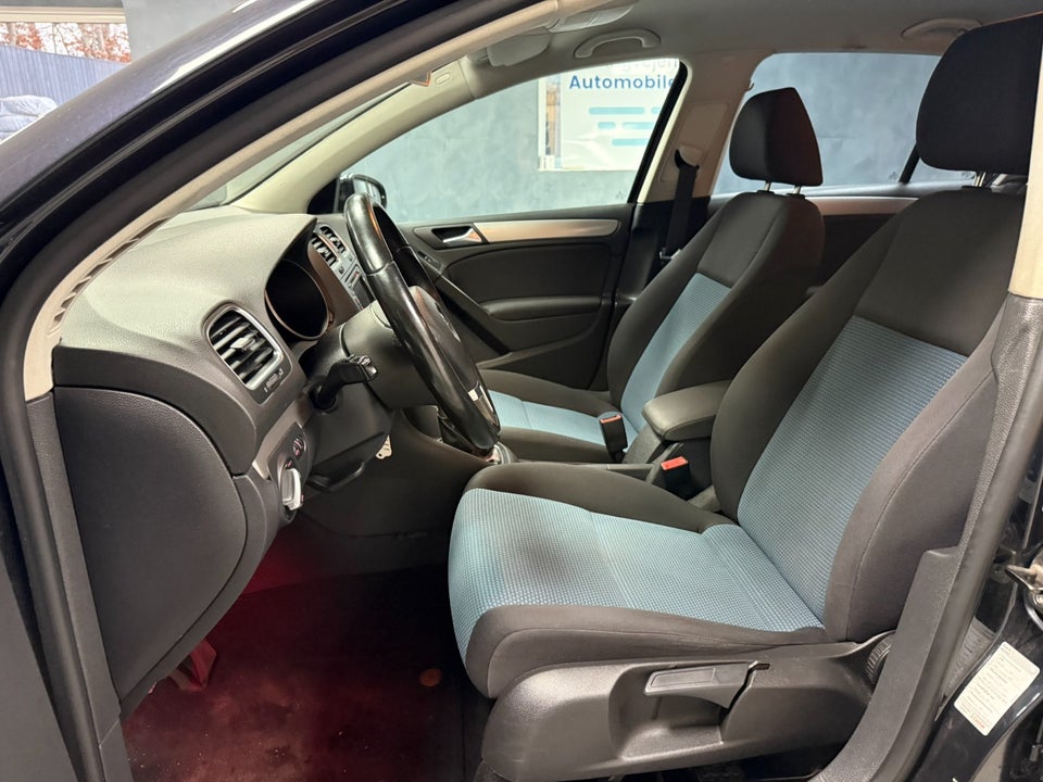 VW Golf VI 1,6 TDi 105 BlueMotion 5d