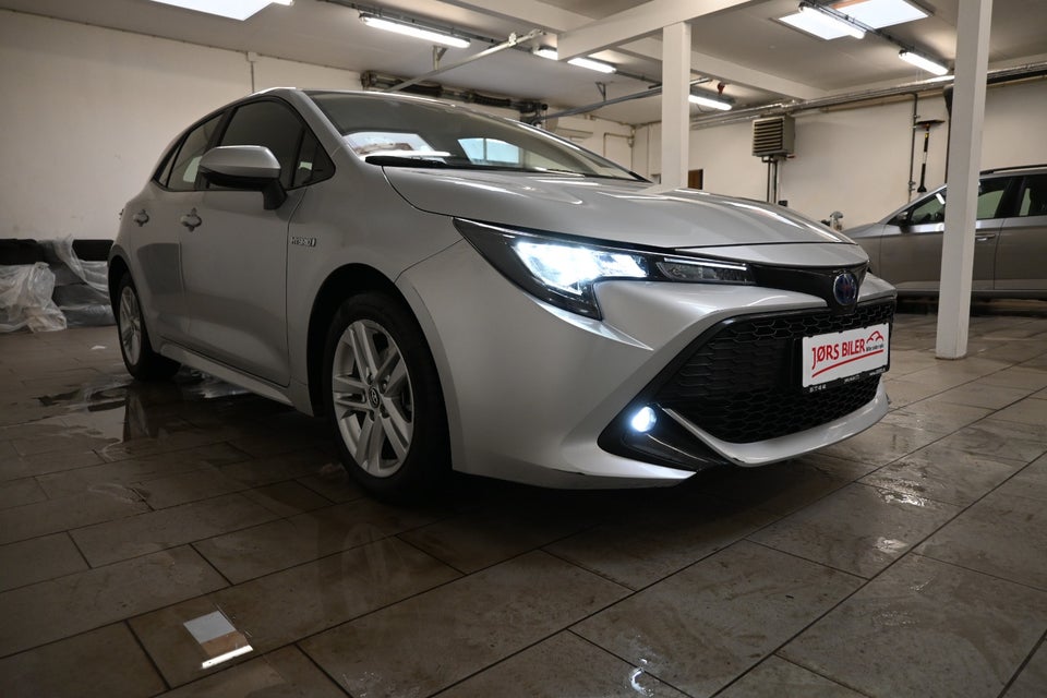 Toyota Corolla 1,8 Hybrid H3 MDS 5d