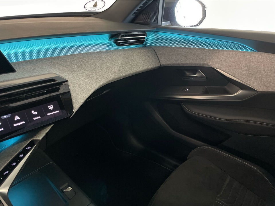 Peugeot e-5008 77 GT Pack 7prs 5d