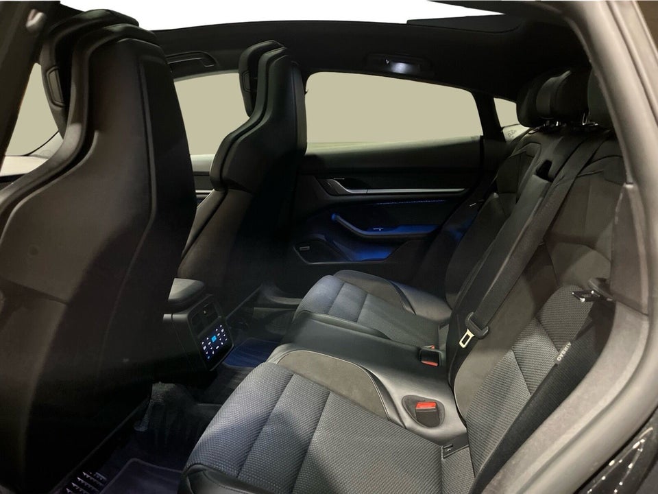 Porsche Taycan 4S Performance+ 4d