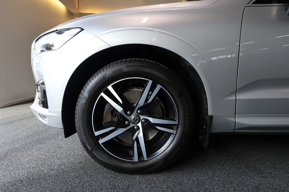 Volvo XC60 2,0 D4 190 R-Design aut. 5d