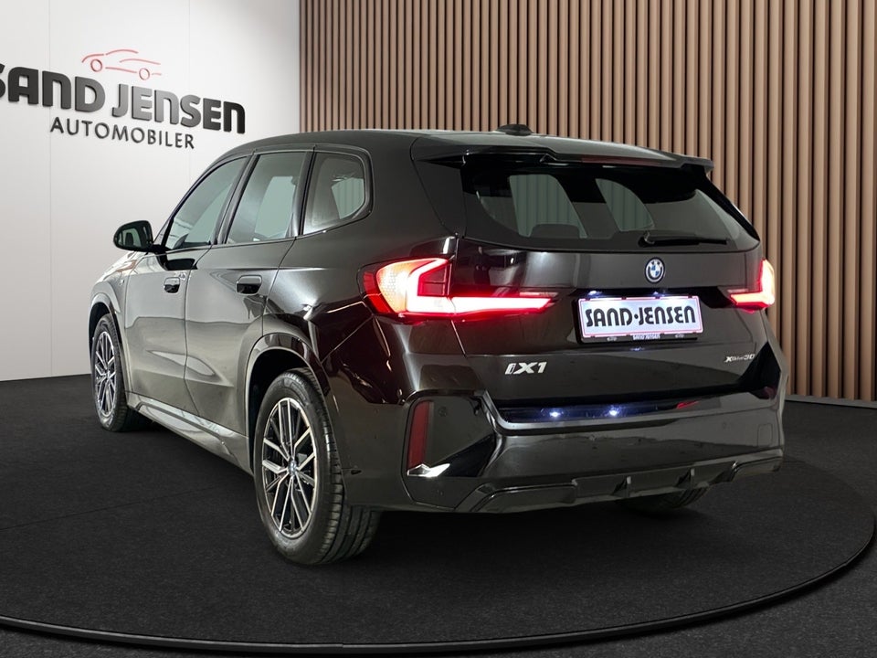 BMW iX1 xDrive30 M-Sport Premium 5d