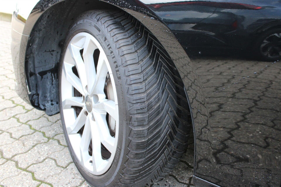 Audi A4 40 TFSi Prestige plus Avant S-tr. 5d