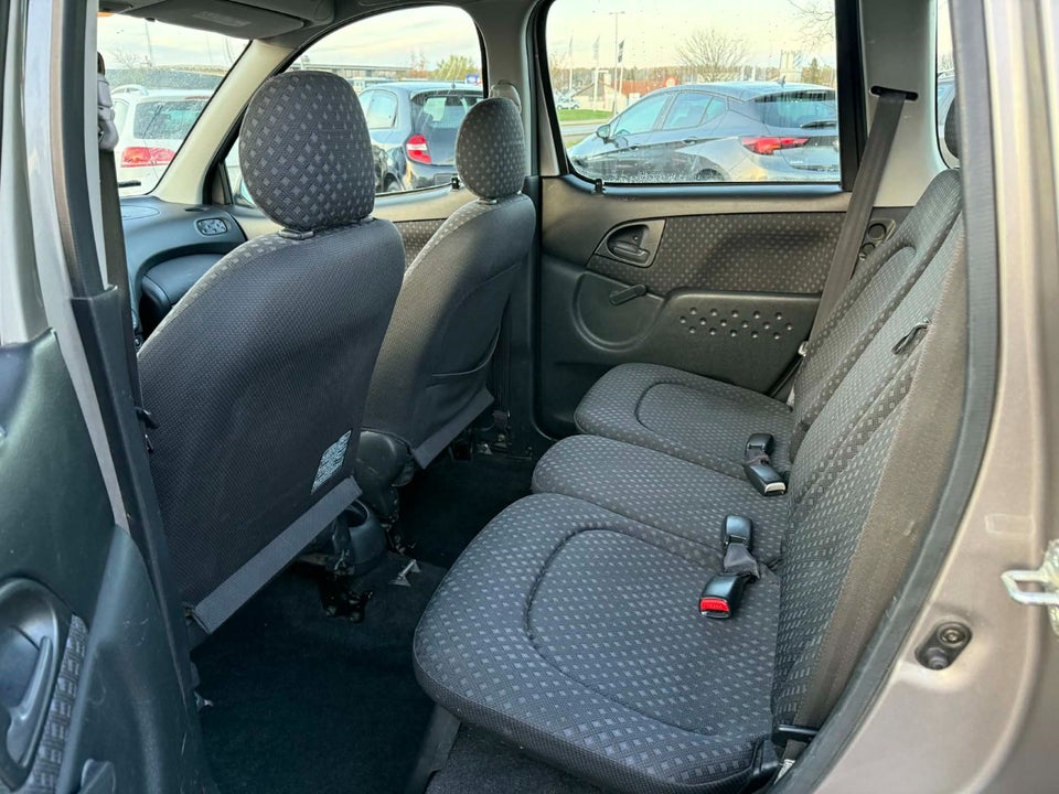 Toyota Yaris Verso 1,3 Terra 5d