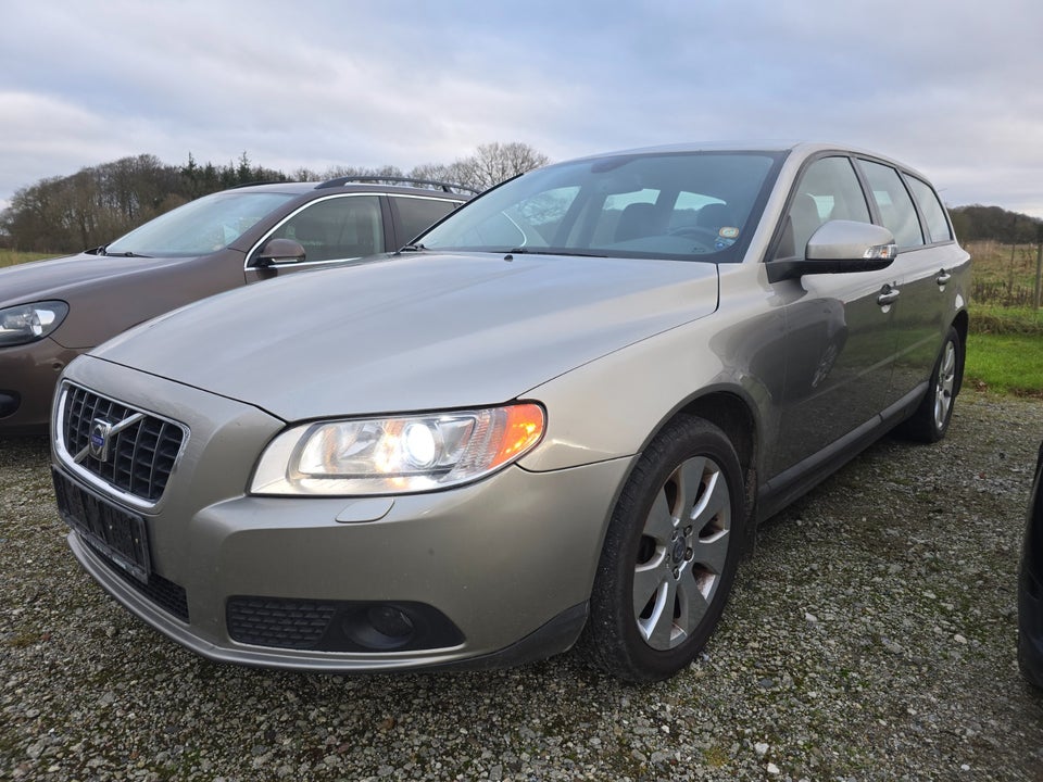 Volvo V70 2,0 Momentum 5d