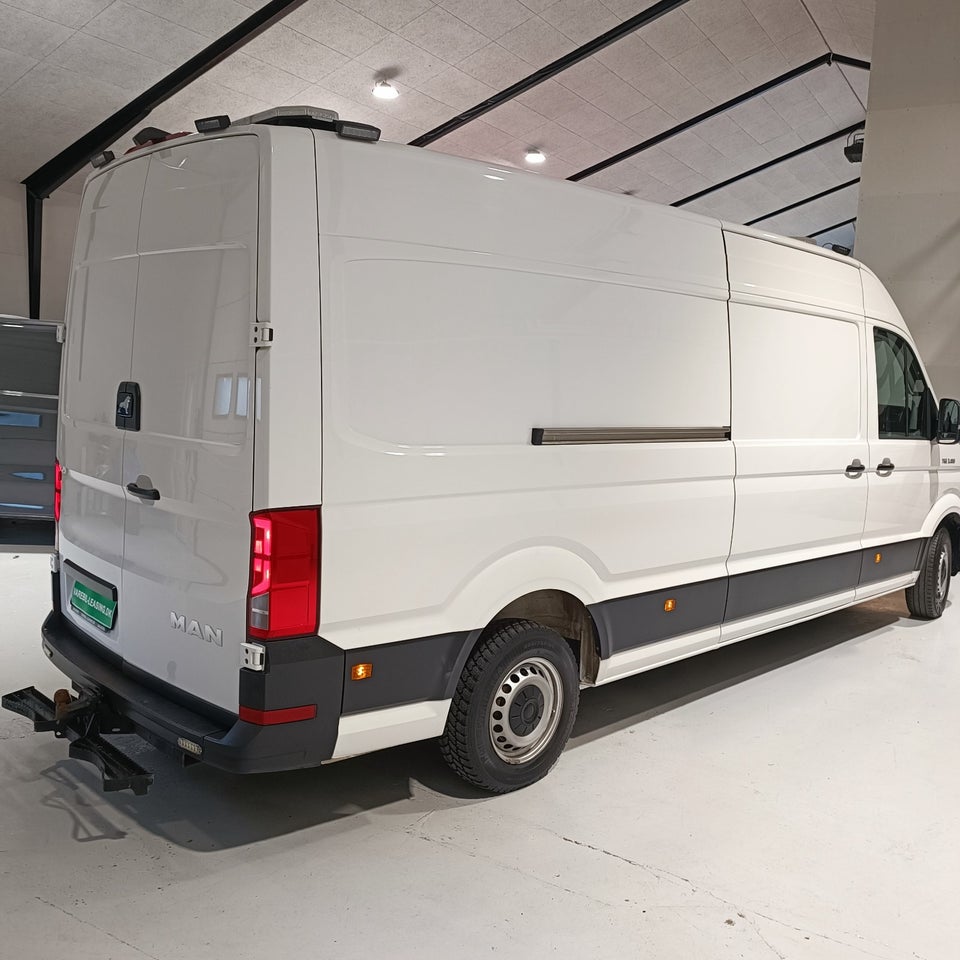 MAN TGE 2,0 3.180 Kassevogn L4H3 aut. FWD