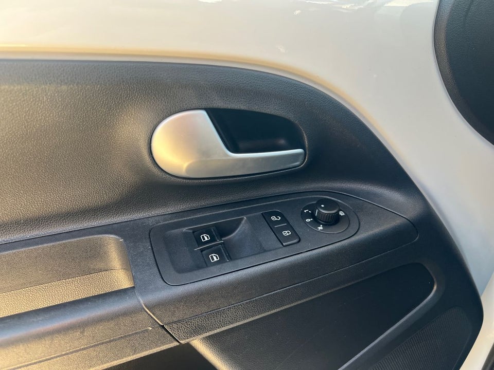 VW e-Up! Style Plus 5d