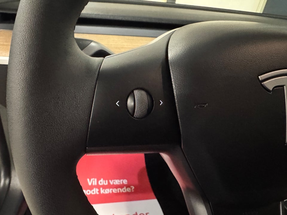 Tesla Model 3 Long Range RWD 4d