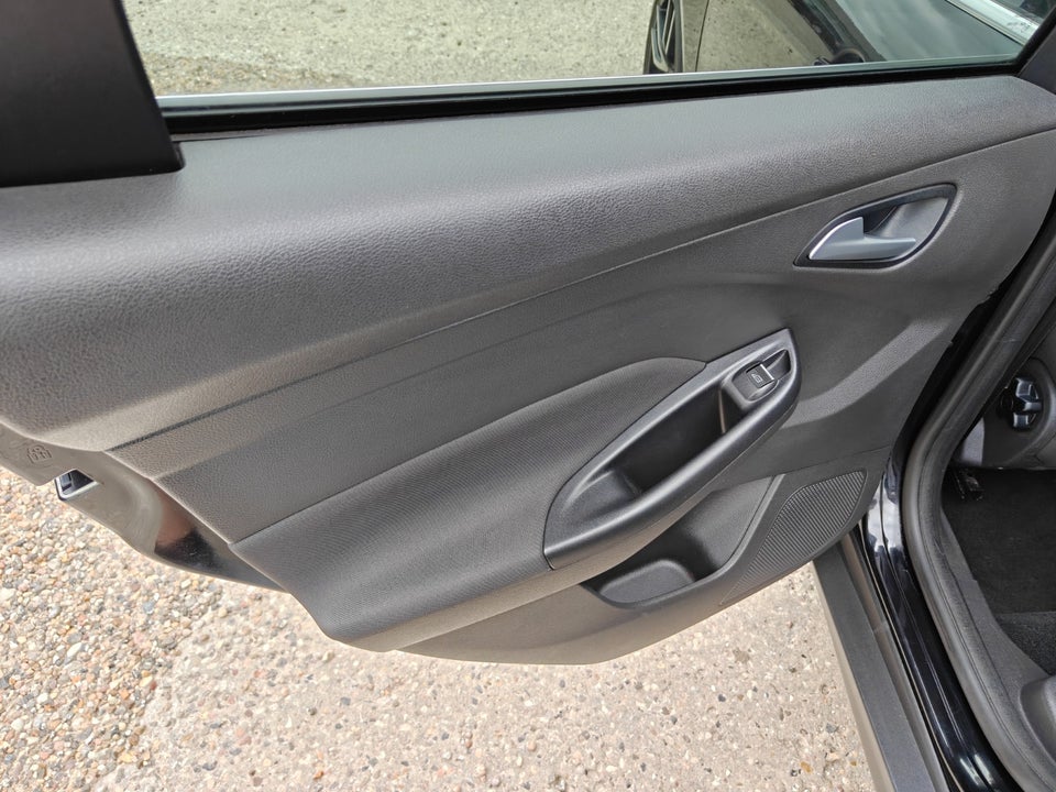 Ford Focus 1,5 SCTi 150 Titanium stc. 5d