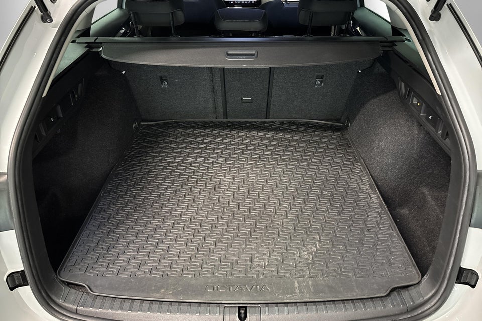 Skoda Octavia 1,5 eTSi 150 Style Combi DSG 5d