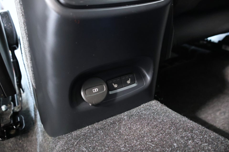 Volvo XC40 P6 ReCharge Plus 5d