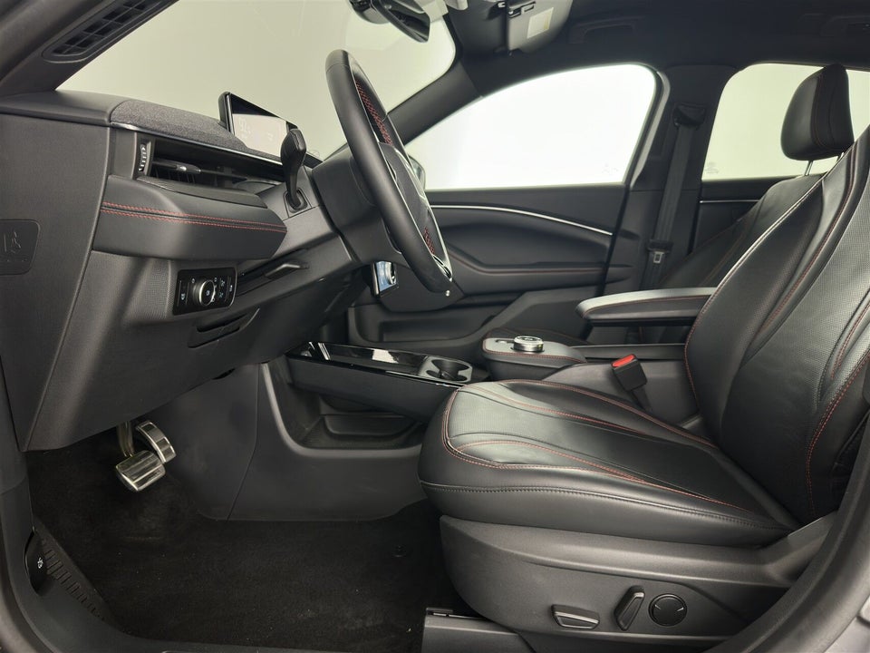 Ford Mustang Mach-E 88 Premium Extended Range 5d