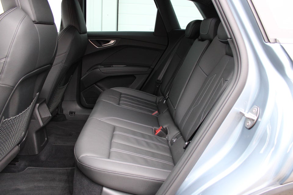 Audi Q4 e-tron 40 Advanced 5d