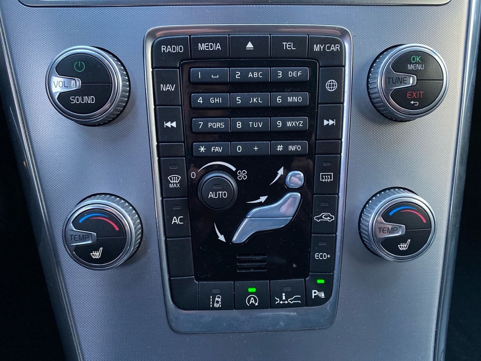 Volvo XC60 2,0 D4 190 Summum aut. Van 5d