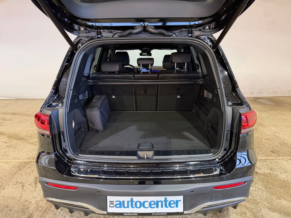 Mercedes EQB250 AMG Line 5d