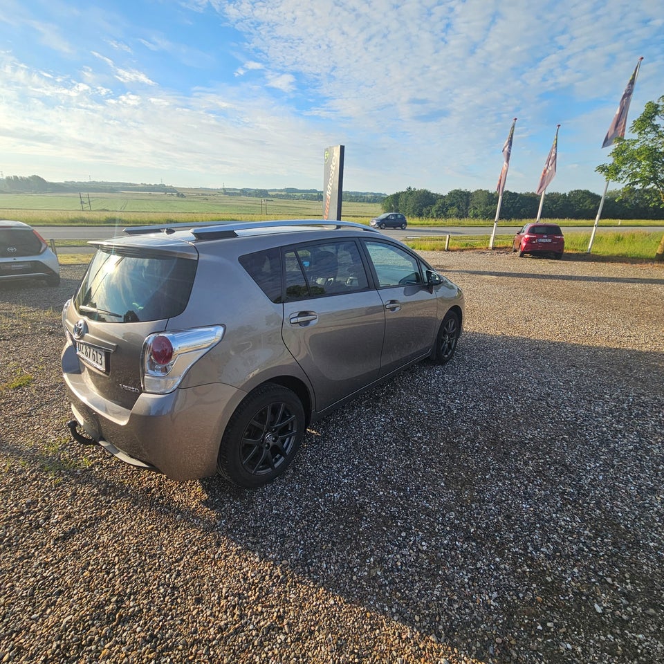 Toyota Verso 1,8 VVT-i T3 7prs 5d