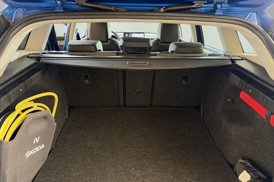 Skoda Enyaq 80 iV Loft 5d