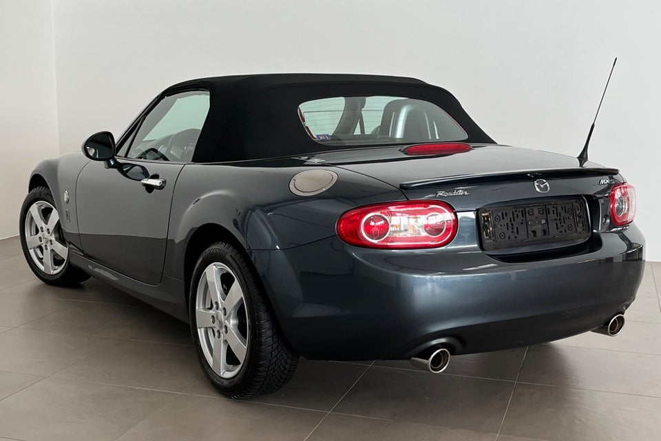 Mazda MX-5 1,8 Roadster 2d