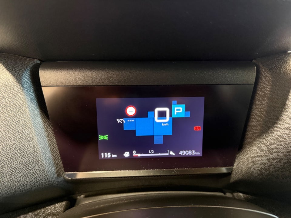 Mitsubishi Lancer 1,8 Intense SportSedan CVT 4d