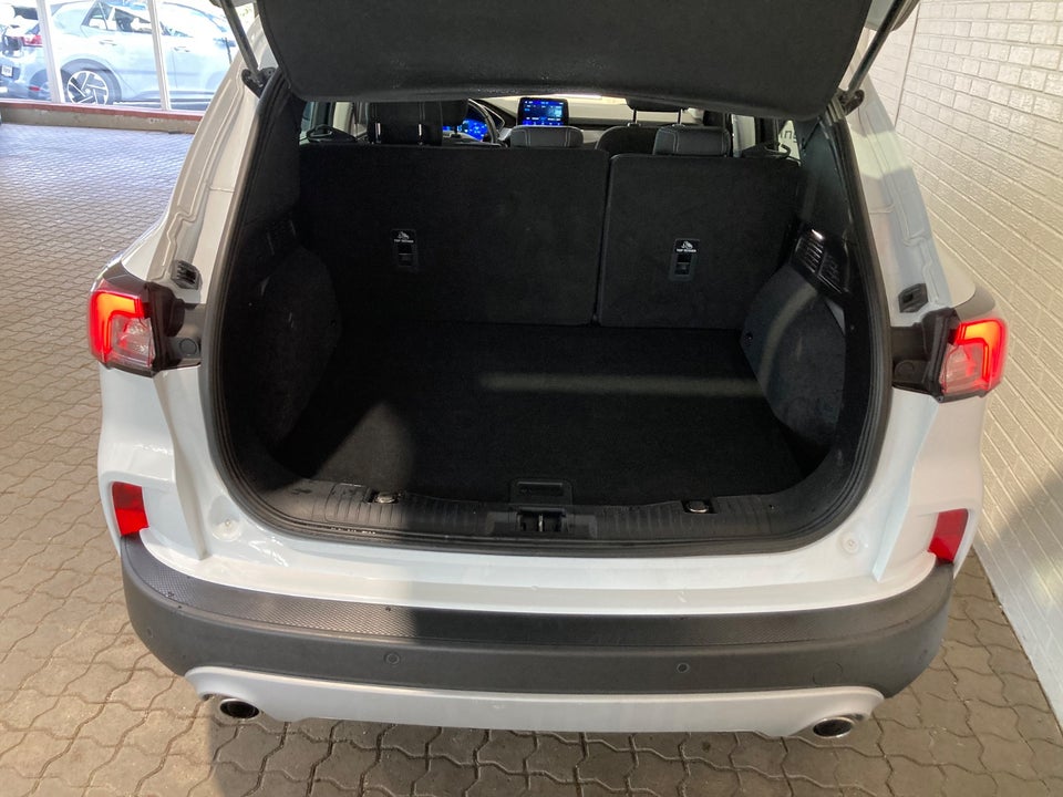 Ford Kuga 2,5 PHEV Titanium CVT 5d