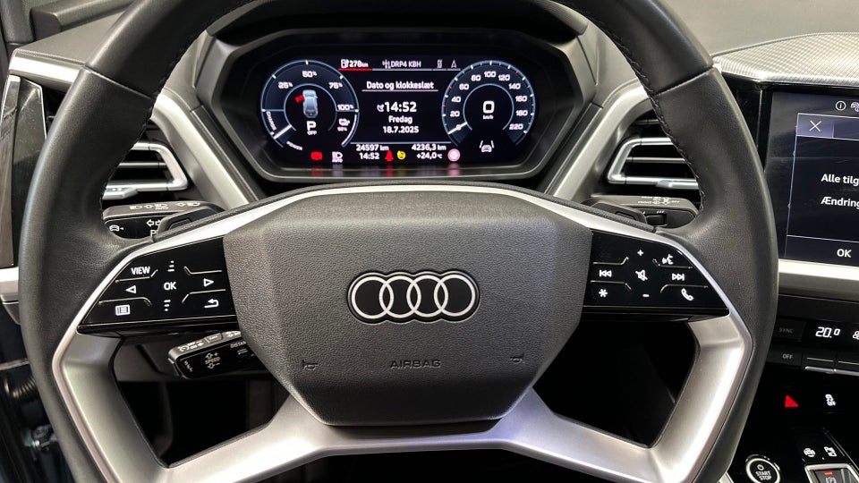 Audi Q4 e-tron 35 S-line 5d