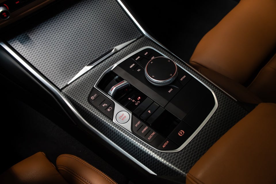 BMW 330e 2,0 M-Sport+ aut. 4d