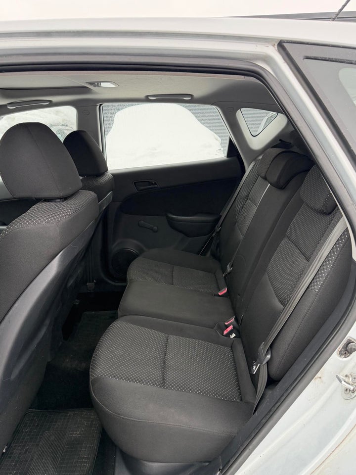 Hyundai i30 1,4 CVVT 109 Classic 5d