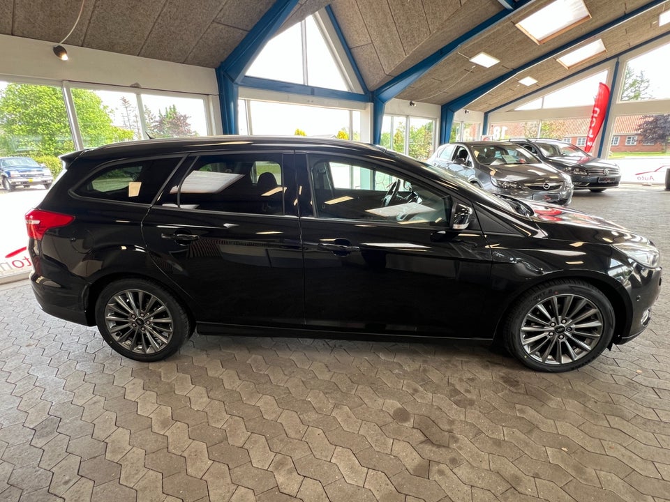 Ford Focus 1,0 SCTi 125 Titanium stc. 5d