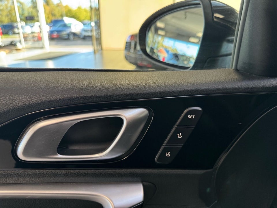 Kia XCeed 1,6 PHEV Upgrade DCT 5d