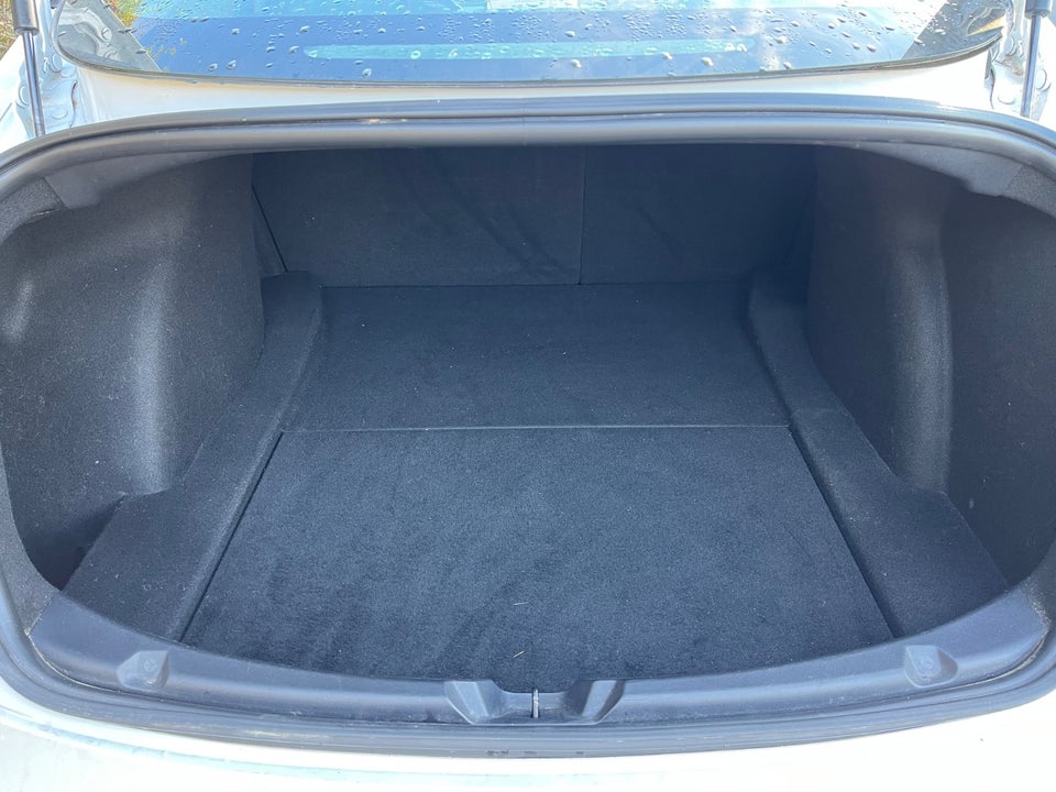 Tesla Model 3 Standard Range+ RWD 4d