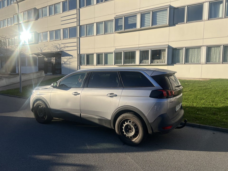 Peugeot 5008 1,2 PureTech 130 Access 7prs 5d