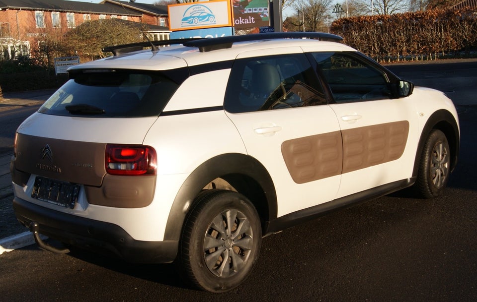 Citroën C4 Cactus 1,6 BlueHDi 100 Challenge 5d