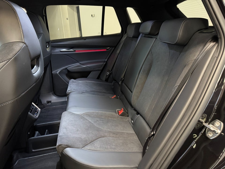 Skoda Elroq 85 iV Sportline Maxx 5d